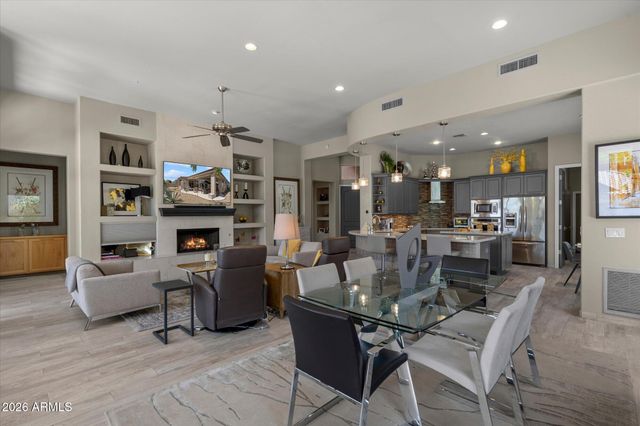 8273 E HOVERLAND Road, Scottsdale, AZ 85255