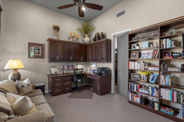 8273 E HOVERLAND Road, Scottsdale, AZ 85255