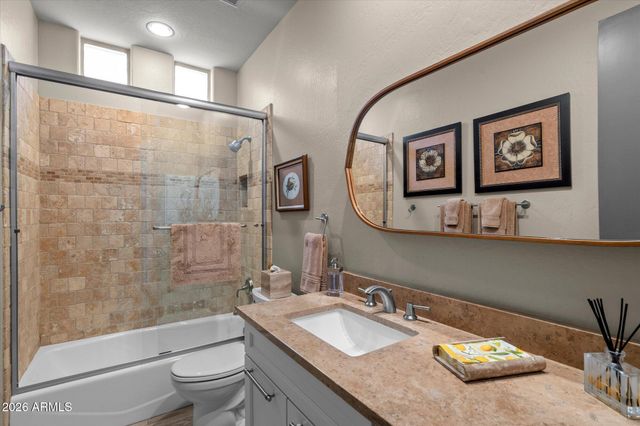 8273 E HOVERLAND Road, Scottsdale, AZ 85255