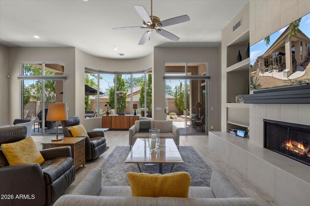 8273 E HOVERLAND Road, Scottsdale, AZ 85255