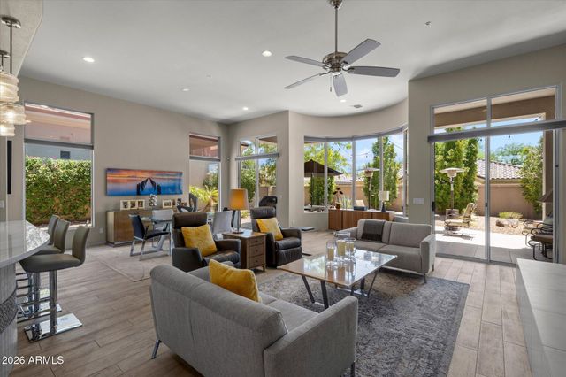 8273 E HOVERLAND Road, Scottsdale, AZ 85255