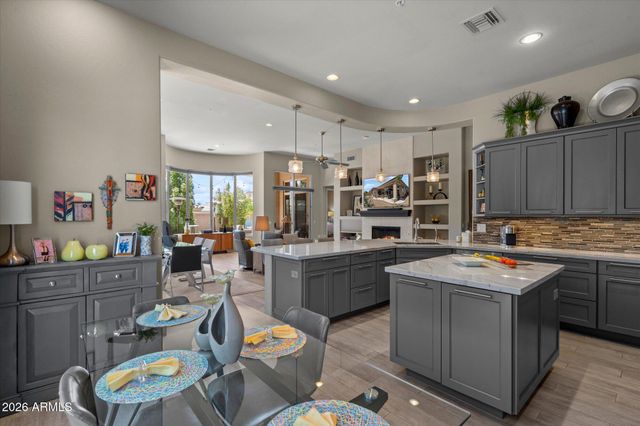 8273 E HOVERLAND Road, Scottsdale, AZ 85255
