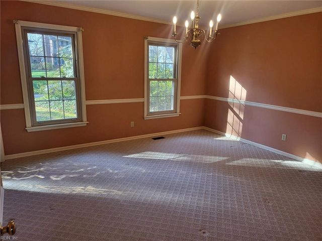 536 Kerry Lake DR, Newport News, VA 23602