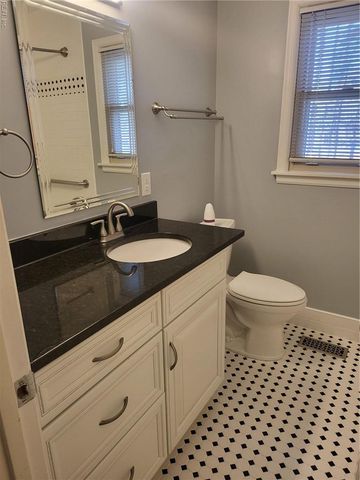 536 Kerry Lake DR, Newport News, VA 23602