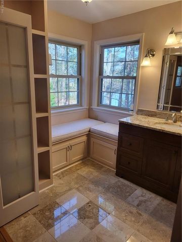 536 Kerry Lake DR, Newport News, VA 23602