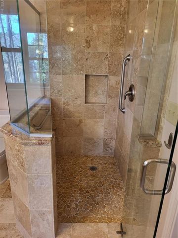 536 Kerry Lake DR, Newport News, VA 23602