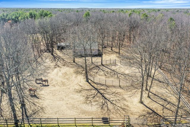 168 Brookfield Avenue, Center Moriches, NY 11934