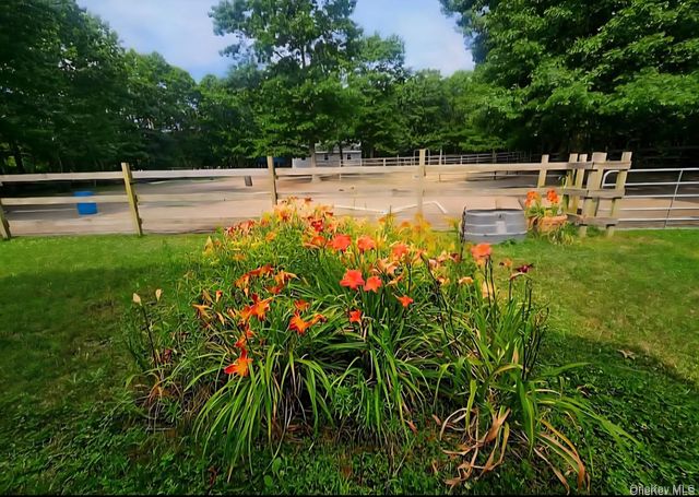 168 Brookfield Avenue, Center Moriches, NY 11934