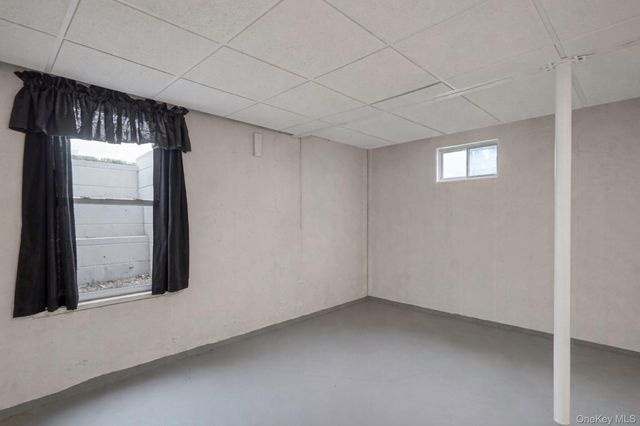 168 Brookfield Avenue, Center Moriches, NY 11934