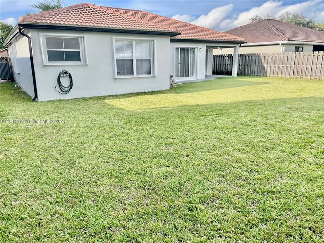 14232 SW 163rd St, Miami, FL 33177