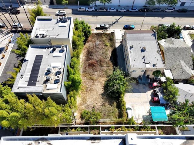 1449 N Bronson, Los Angeles, CA 90028