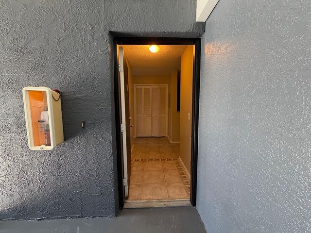 4240 PERSHING POINTE PLACE 7, Orlando, FL 32822