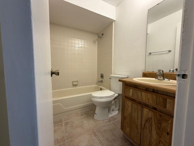 4240 PERSHING POINTE PLACE 7, Orlando, FL 32822