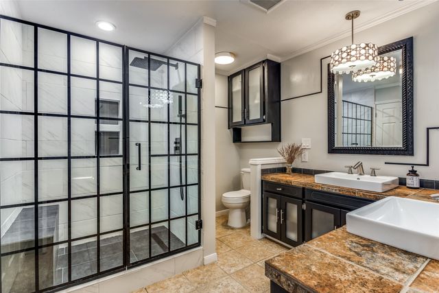 116 Montreal Drive, Hurst, TX 76054