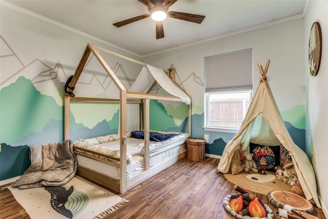 116 Montreal Drive, Hurst, TX 76054