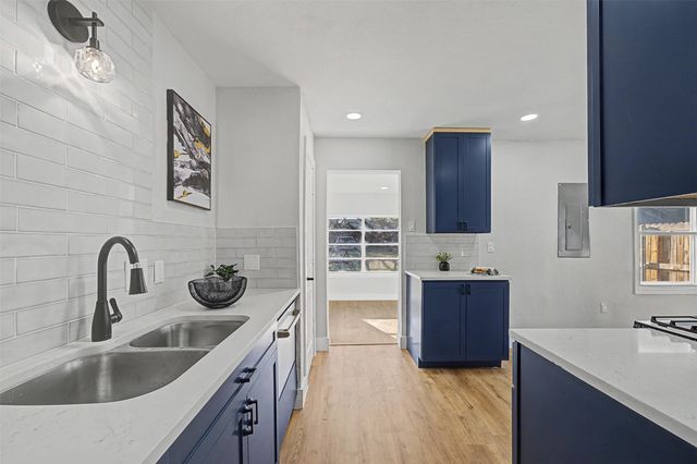 2021 Eden Avenue, Haltom City, TX 76117