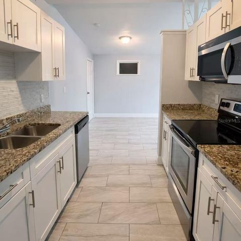 8714 N LINDA, Tampa, FL 33604