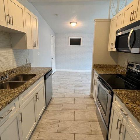 8714 N LINDA, Tampa, FL 33604