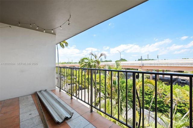8107 SW 72nd Ave 413E, Miami, FL 33143