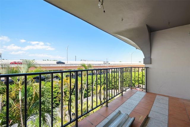 8107 SW 72nd Ave 413E, Miami, FL 33143