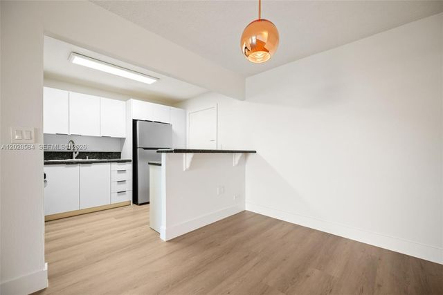 8107 SW 72nd Ave 413E, Miami, FL 33143