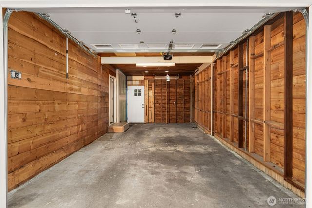 9121 228th Street SW, Edmonds, WA 98026