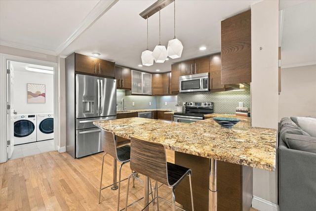 16 Addington 21, Brookline, MA 02445