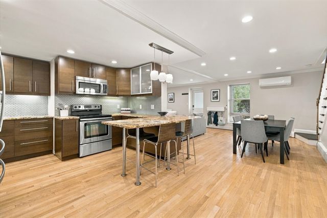 16 Addington 21, Brookline, MA 02445
