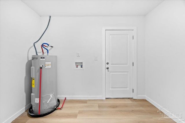 7065 Ben Sasser Dr, Pensacola, FL 32526