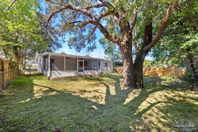 7065 Ben Sasser Dr, Pensacola, FL 32526