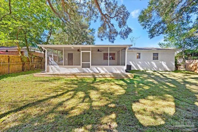 7065 Ben Sasser Dr, Pensacola, FL 32526