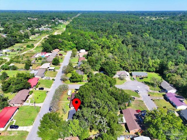 7065 Ben Sasser Dr, Pensacola, FL 32526