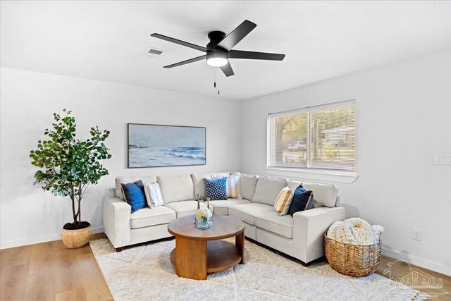 7065 Ben Sasser Dr, Pensacola, FL 32526