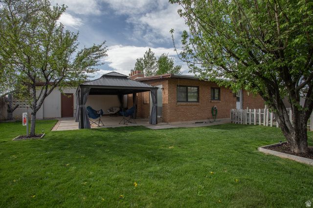 2610 N 325 W, Sunset, UT 84015