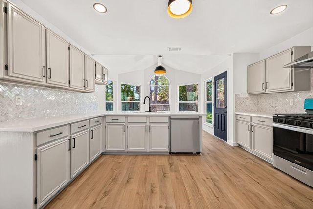 2231 Rolling Glen Drive, Spring, TX 77373