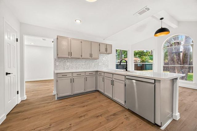 2231 Rolling Glen Drive, Spring, TX 77373