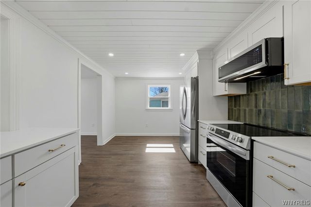 63 Lucerne Court, Cheektowaga, NY 14227