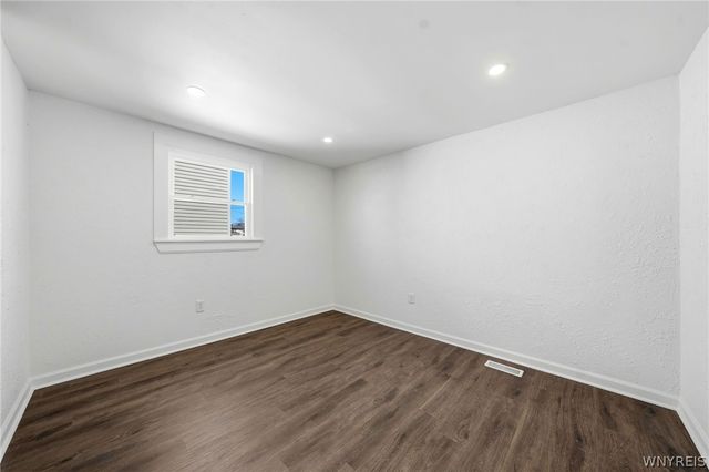 63 Lucerne Court, Cheektowaga, NY 14227