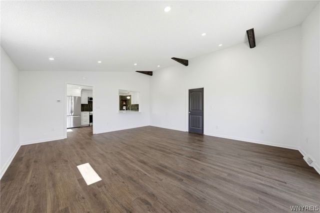 63 Lucerne Court, Cheektowaga, NY 14227