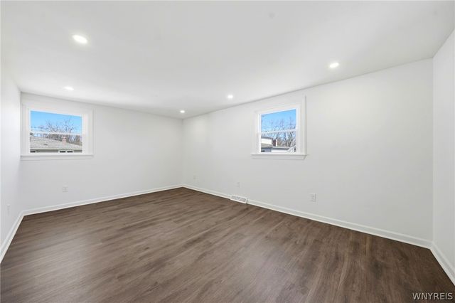 63 Lucerne Court, Cheektowaga, NY 14227