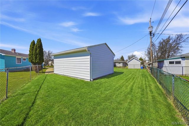 63 Lucerne Court, Cheektowaga, NY 14227