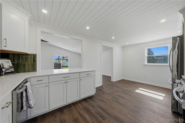 63 Lucerne Court, Cheektowaga, NY 14227