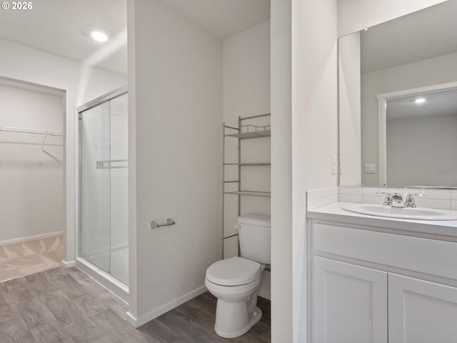 5808 Ne 80TH Ct, Vancouver, WA 98662