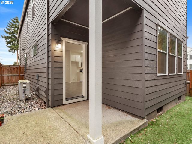 5808 Ne 80TH Ct, Vancouver, WA 98662