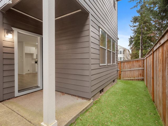 5808 Ne 80TH Ct, Vancouver, WA 98662