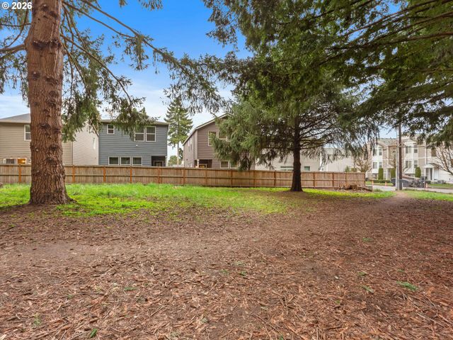 5808 Ne 80TH Ct, Vancouver, WA 98662