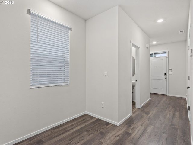 5808 Ne 80TH Ct, Vancouver, WA 98662