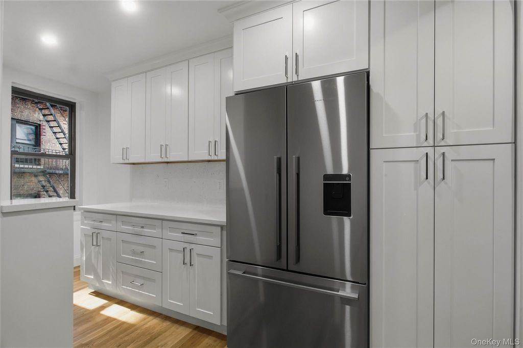 98 Park Terrace East 2C, New York (manhattan), NY 10034 — photo 2