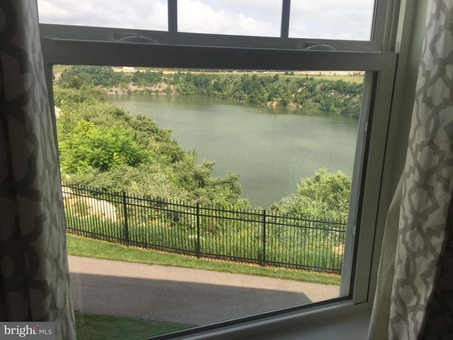 503 CLIFF LN, Malvern, PA 19355