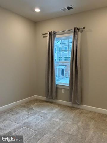 503 CLIFF LN, Malvern, PA 19355